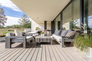 Avoir une belle terrasse à La Bastide-Pradines 